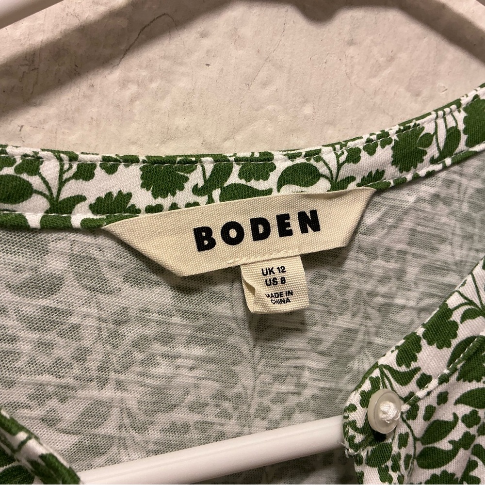 Boden Green Marina Jersey 100% Cotton Shirt Green Leaf Print Blouse - Picture 4 of 8